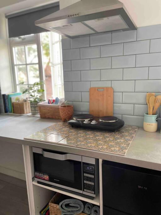 One Bedroom Putney Village Flat London Ngoại thất bức ảnh