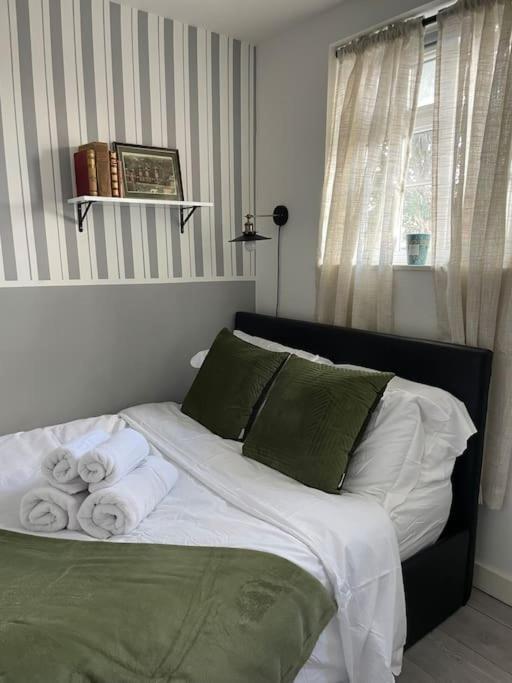One Bedroom Putney Village Flat London Ngoại thất bức ảnh